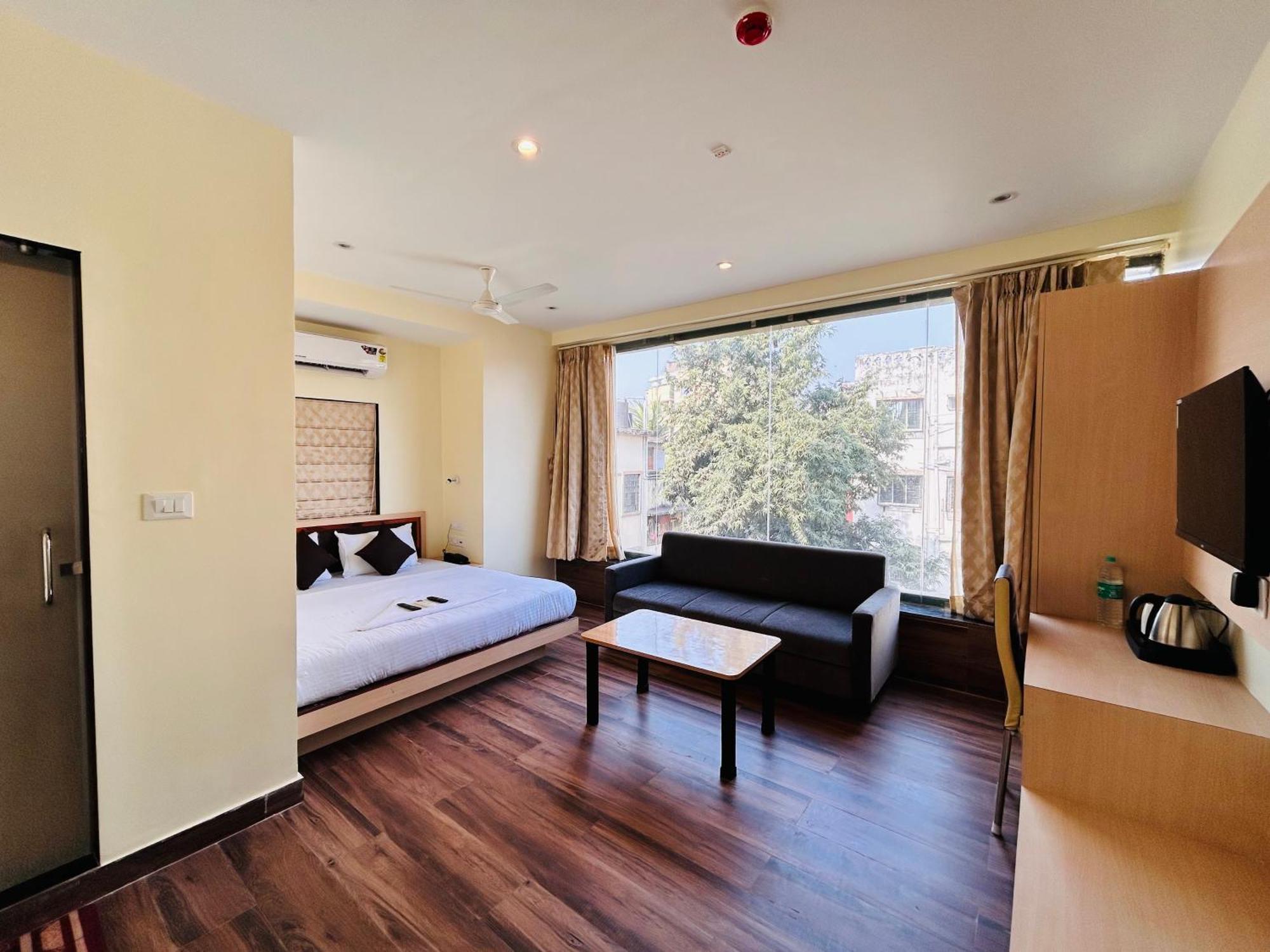 Golden Square - Kolkata Airport Hotel Luaran gambar