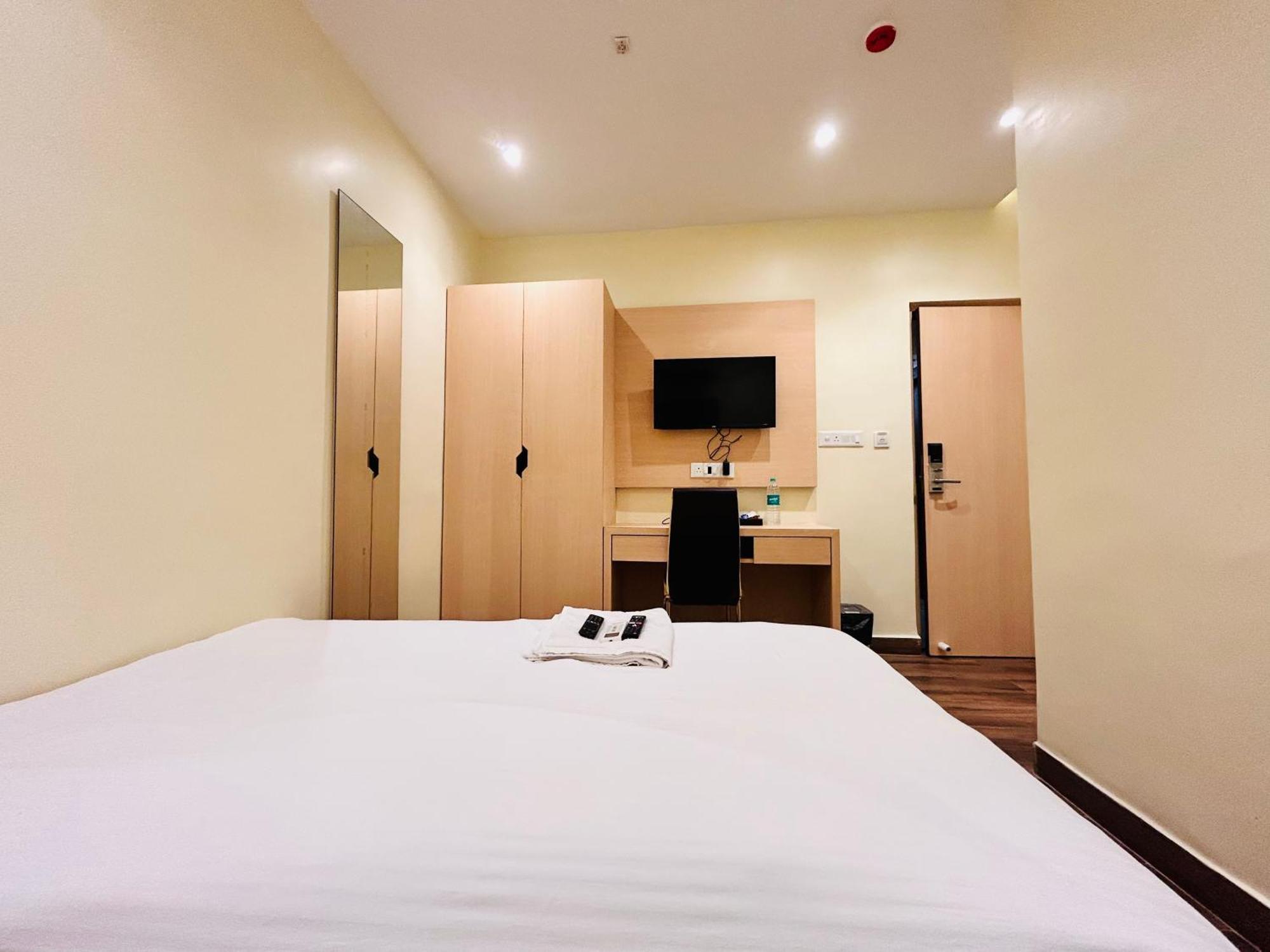 Golden Square - Kolkata Airport Hotel Luaran gambar