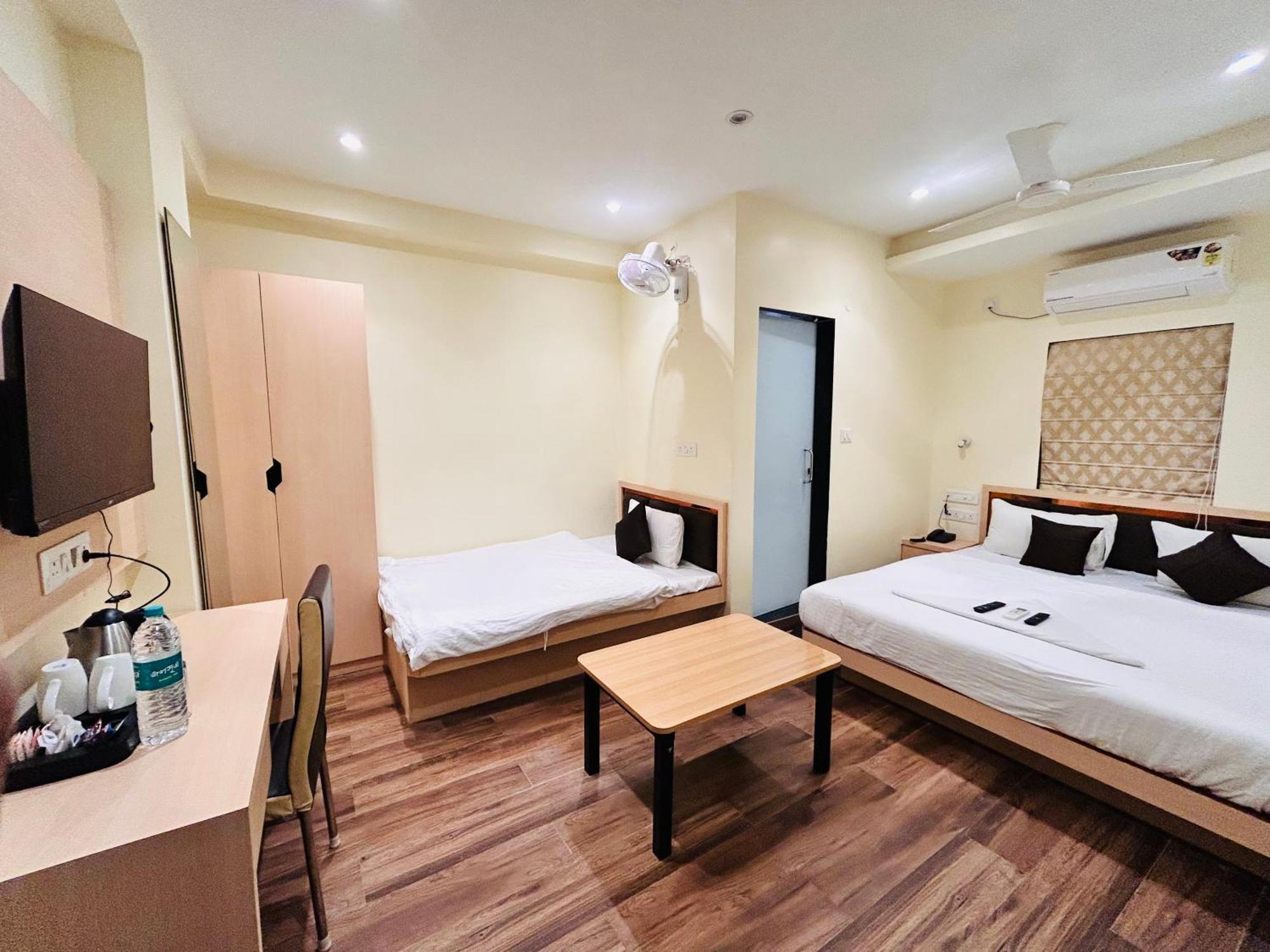 Golden Square - Kolkata Airport Hotel Luaran gambar