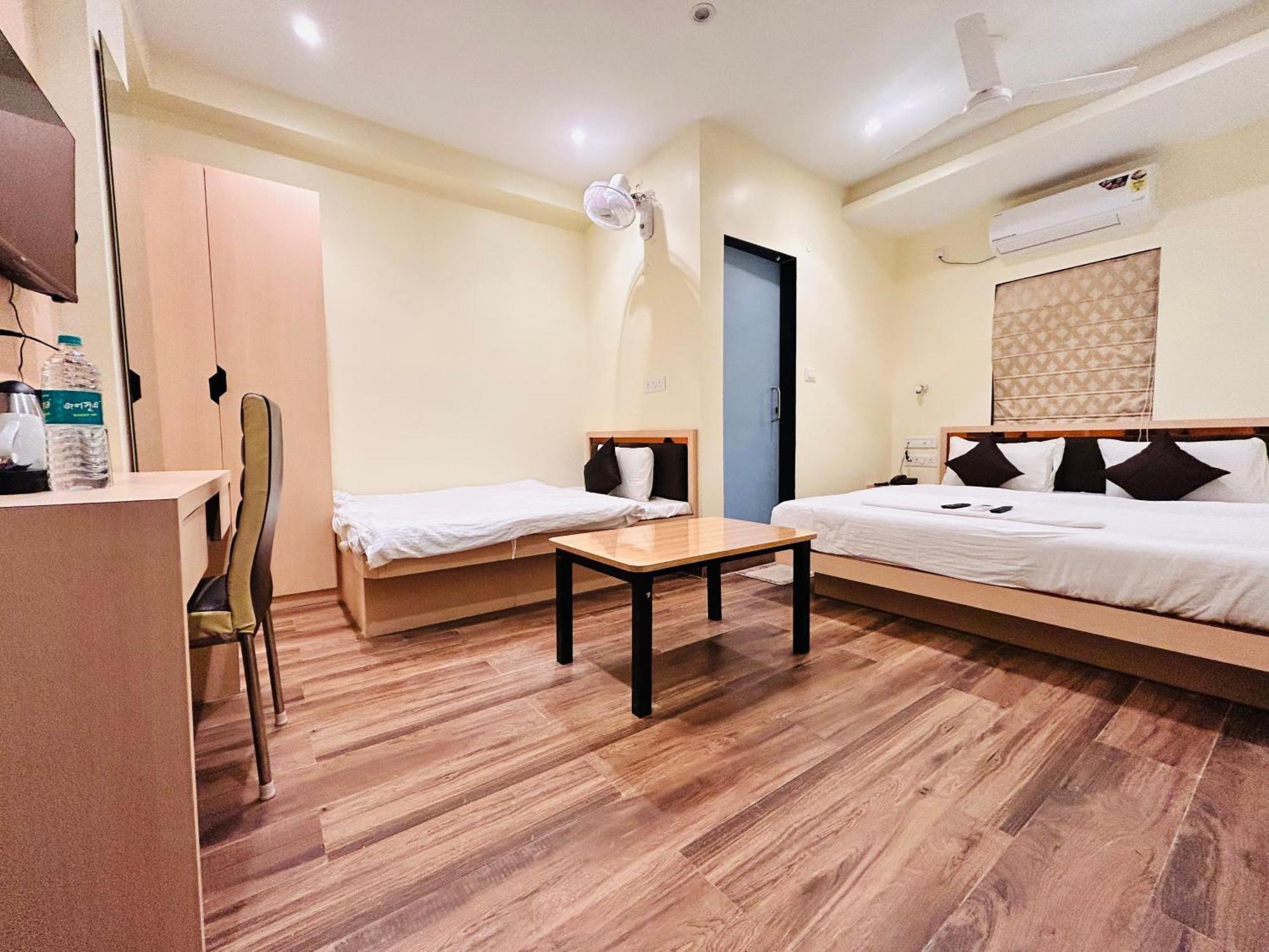 Golden Square - Kolkata Airport Hotel Luaran gambar