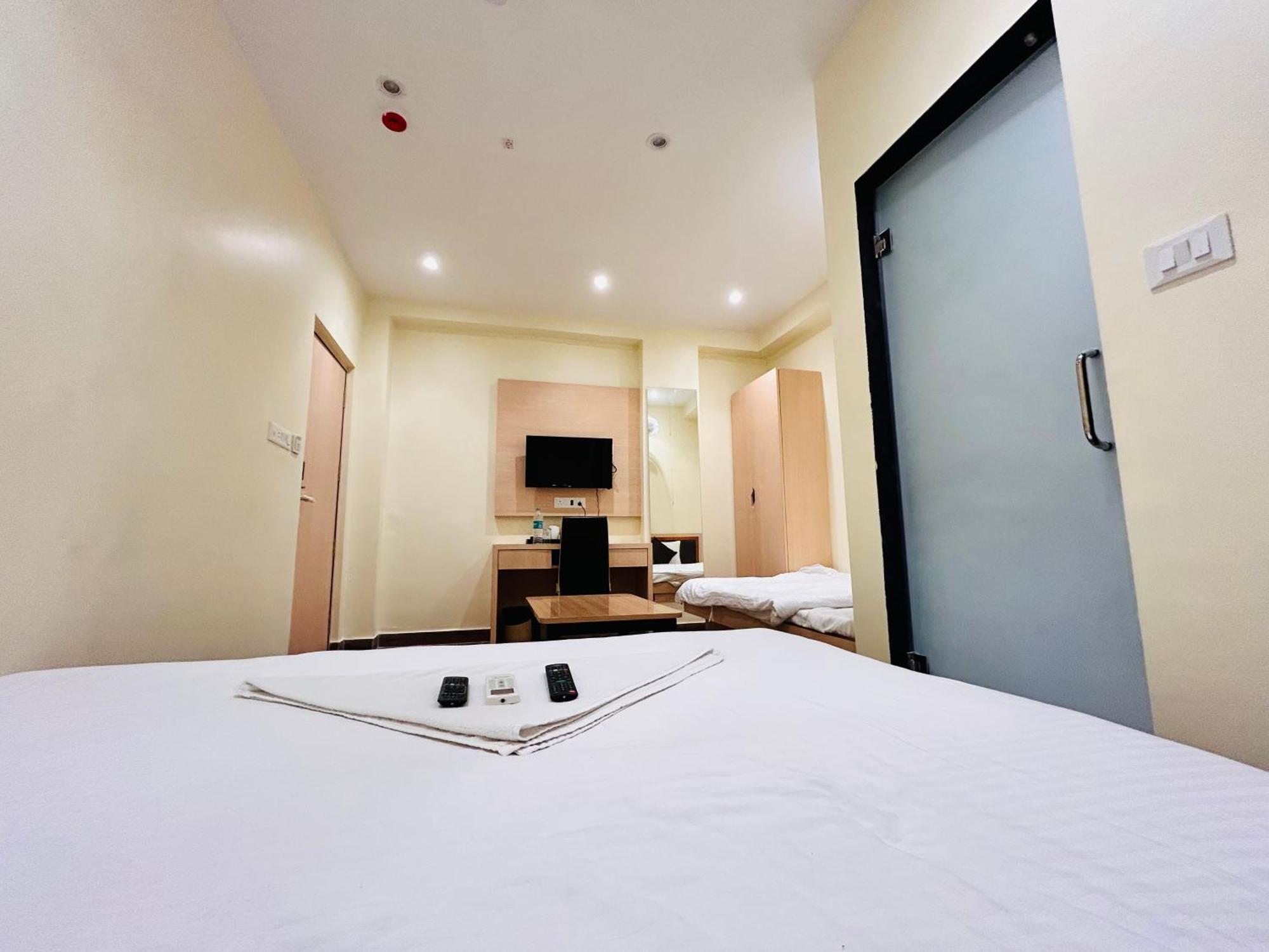 Golden Square - Kolkata Airport Hotel Luaran gambar